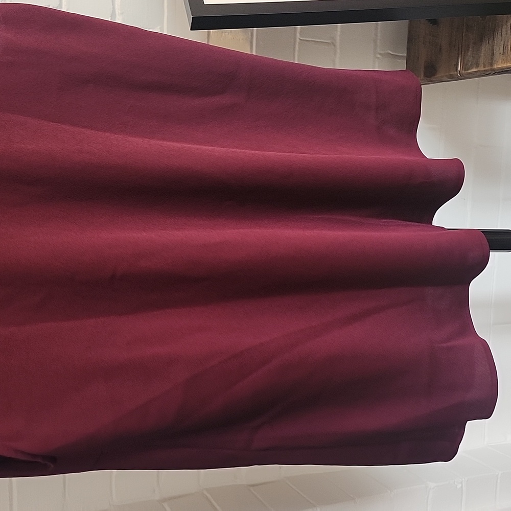 Elegant Burgundy Sleeveless Top, 2x - Picture 8 of 9